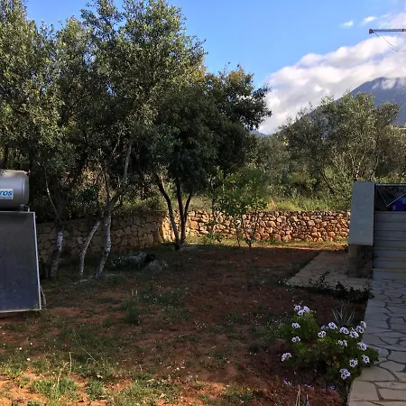 Saradeas Home Στούπα