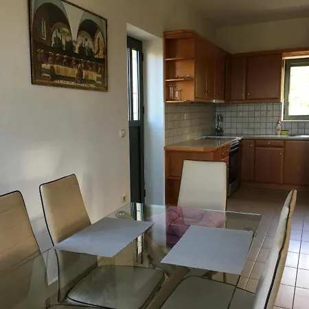 Saradeas Home Στούπα